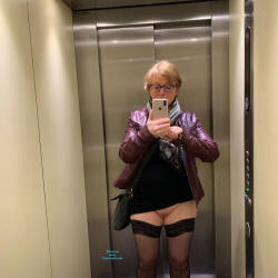 Pic #2 Swiss Sub Geraldine - Pantieless Girls, Public Exhibitionist, Lingerie, Public Place, Amateur, Big Tits
