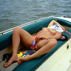 Pic #2 Beach - Nude Girls, Beach, Big Tits, Outdoors, Bush Or Hairy, Amateur