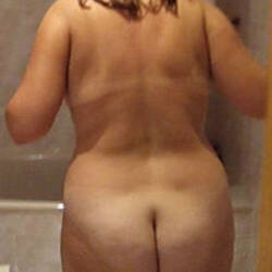 Pic #4 Preparing The Shower - Nude Amateurs, Big Tits, Mature, Amateur