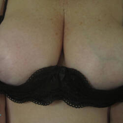 Pic #1 Love A Low Cut Bra - Big Tits, Mature, Wife/wives, Amateur