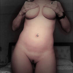 Pic #4 Kisses - Big Tits, Mature, Amateur