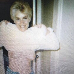 Medium tits of my wife - Baby Face