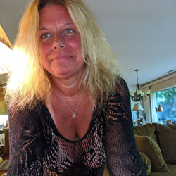 Pic #1 She Thinks She's Fat - Wives In Lingerie, Big Tits, Blonde, Mature, See Through, Amateur