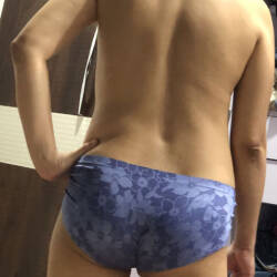 Pic #3 Mirror Story - Topless Amateurs, Brunette, Mature, Amateur, Medium Tits