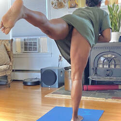 Pic #3 Yoga Session - Pantieless Girls, Mature, Amateur