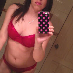 Pic #7 Mary - Chilean Girlfriend - Brunette, Lingerie, Amateur, Gf