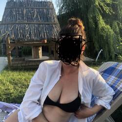 Pic #3 My Hot Wife Loving The Feet - Mature, Outdoors, Wife/wives, Amateur, Foot Pics