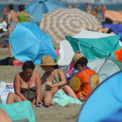 Pic #4 South Of France On Beach This Summer 4 - Topless Girls, Beach, Brunette, Outdoors, Beach Voyeur