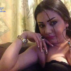 Pic #4 Samia Nudes Teen - Big Tits, Brunette, Amateur