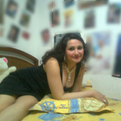 Pic #8 Samia Nudes Teen - Big Tits, Brunette, Amateur