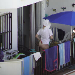 Pic #3 Voisine En Vacances - Outdoors, Voyeur