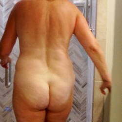 Pic #1 Showers, Swings, Patios Part 1 - Nude Amateurs, Mature, Amateur, Medium Tits, Wet Tits, Shaved