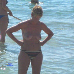 Pic #7 On The Beach - Nude Girls, Beach, Big Tits, Brunette, Outdoors, Beach Voyeur