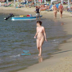 Pic #6 On The Beach - Nude Girls, Beach, Big Tits, Brunette, Outdoors, Beach Voyeur