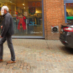 Pic #1 Labouisse31 In The Store Window - Pantieless Girls, Big Tits, Public Exhibitionist, Flashing, Public Place, Amateur