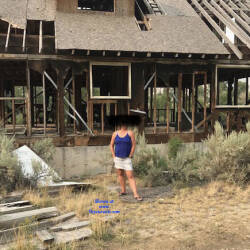 Pic #2 Wyoming Visit 2 - Topless Amateurs, Big Tits, Mature, Outdoors, Amateur