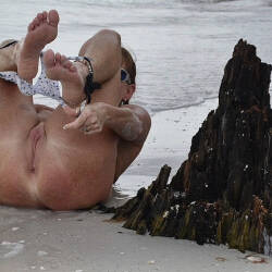 Pic #5 Relaxing - Nude Girls, Beach, Outdoors, Amateur
