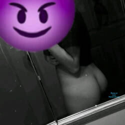 Pic #2 Booty - Brunette, Amateur