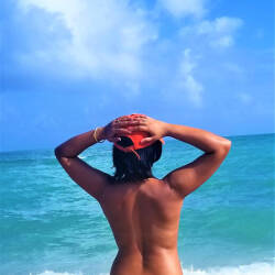 Pic #3 Bold And Naked At Nude Beach - Nude Girls, Beach, Outdoors, Shaved, Amateur, Medium Tits