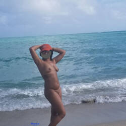 Pic #5 Bold And Naked At Nude Beach - Nude Girls, Beach, Outdoors, Shaved, Amateur, Medium Tits