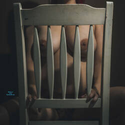 Pic #7 Venice Queen - The Chair (Part 1) - Topless Amateurs, Big Tits, Amateur