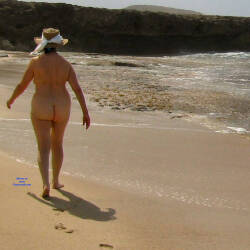 Pic #4 Vacation Pics - Nude Amateurs, Beach, Big Tits, Brunette, Mature, Outdoors, Bush Or Hairy, Amateur