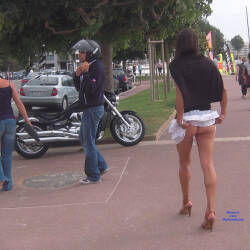 Pic #5 Shameless Nadia - Pantieless Wives, Brunette, Public Exhibitionist, Flashing, Outdoors, Amateur