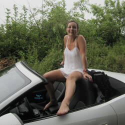 Pic #1 Jaguar Convertible - Brunette, Mature, Outdoors, Amateur, Medium Tits