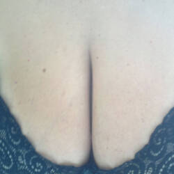 Pic #1 From Portugal  - Big Tits, Lingerie, Amateur