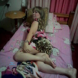 Pic #3 La Peluquera De El Mojan - Mature, Amateur