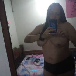 Pic #1La Ama De Casa - Brunette, Lingerie, Mature, Amateur