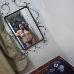 Pic #2 La Ama De Casa 2 - Big Tits, Brunette, Lingerie, Mature, Amateur
