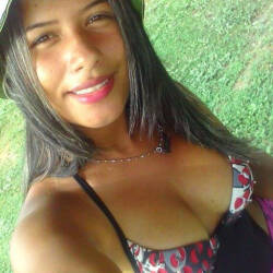 Pic #7 Daniela La Morena De Venezuela - Outdoors, Amateur