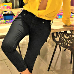 Pic #5 Back Again - Shaved, Dressed, Amateur, High Heels Amateurs