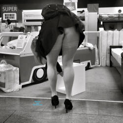 Pic #4 Going Shopping - Public Exhibitionist, Flashing, High Heels Amateurs, Mature, Outdoors, Public Place, Amateur