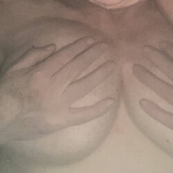 Pic #7 Mood Tub - Nude Amateurs, Big Tits, Mature, Amateur