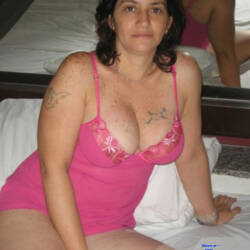 Pic #8 La Tetona - Big Tits, Brunette, Lingerie, Mature, Amateur