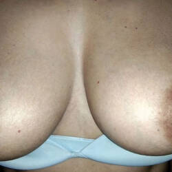 Pic #4 Hot Wife - Nude Wives, Big Tits, Mature, Bush Or Hairy, Amateur