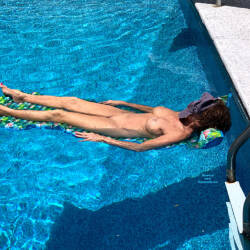Pic #3 Senior Sex Pool 2 - Nude Amateurs, Big Tits, Brunette, Mature, Amateur