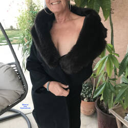 Pic #2 Sexy In Heels - High Heels Amateurs, Mature, Amateur