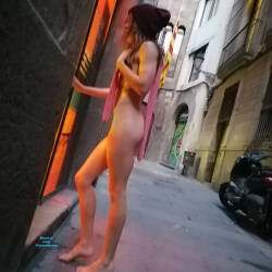 Pic #2 Naked In Barcelona - Nude Girls, Brunette, Public Exhibitionist, Outdoors, Amateur
