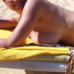 Pic #1 Beach - Topless Amateurs, Beach, Big Tits, Outdoors, Amateur