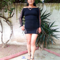 Pic #3 MI Esposa Puta - Big Tits, Brunette, Outdoors, Wife/wives, Dressed, Amateur