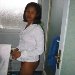 Pic #1 Isabel Body - Nude Girls, Big Tits, Brunette, Ebony, Bush Or Hairy, Amateur