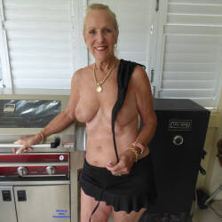 Pic #2 Bar B Que Choice - Nude Amateurs, Big Tits, Mature, Amateur