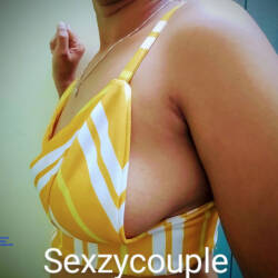 Pic #1 Hot Indian Wife - Nude Wives, Amateur, Medium Tits