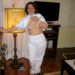 Daniela Lombardini From Florence - Nude Wives, Brunette, Mature, Bush Or Hairy, Amateur, Medium Tits, 