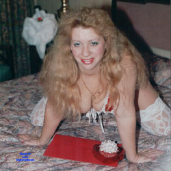 Pic #2 Valentines  - Lingerie, Amateur