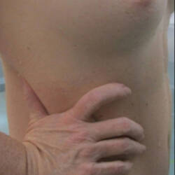 Pic #1 Red Hairy Bush - Amateur