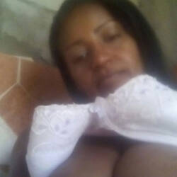 Pic #4 La Tetona De La Negra 1 - Big Tits, Brunette, Ebony, Mature, Amateur